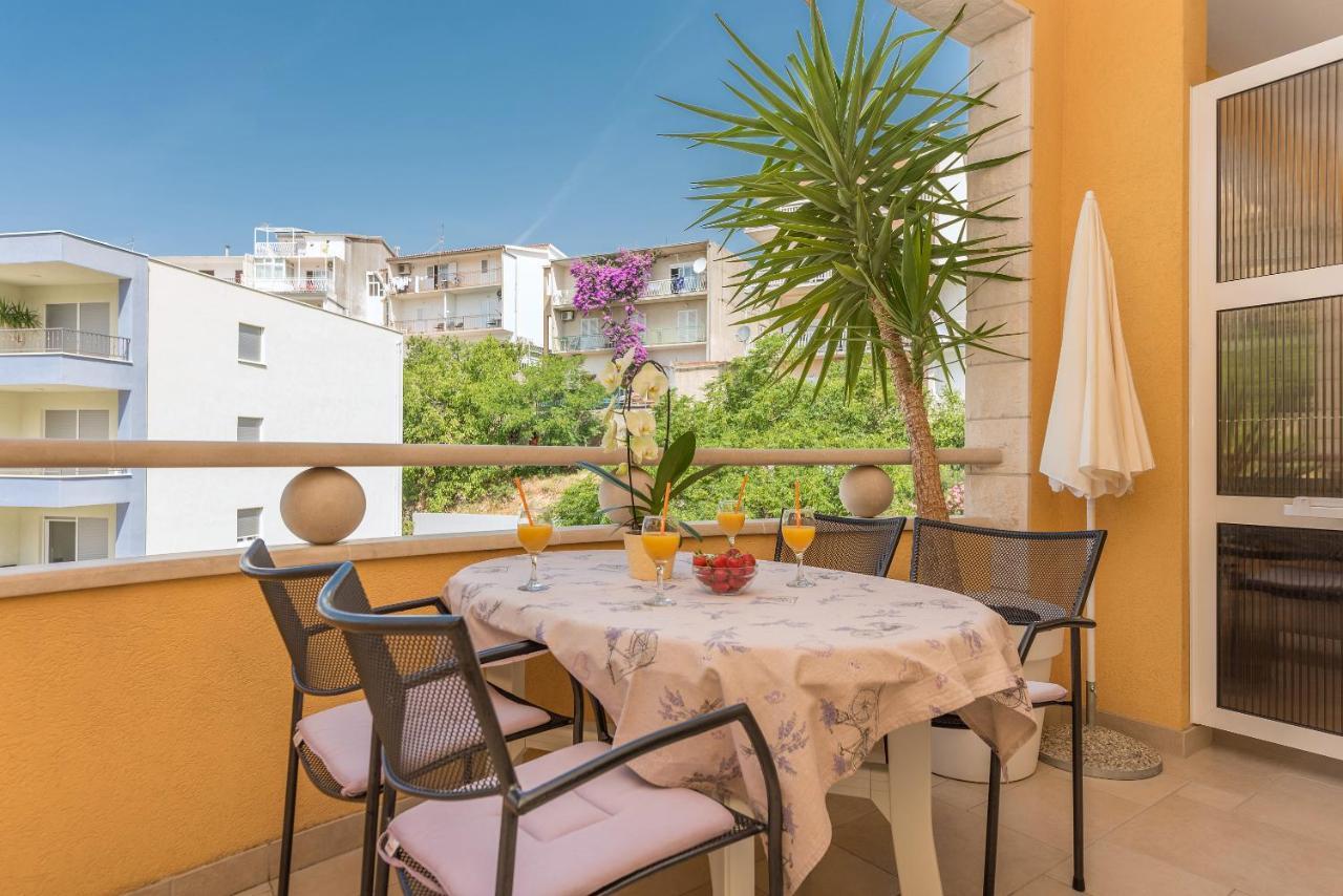 Apartments Villa Vujcic Makarska Ngoại thất bức ảnh