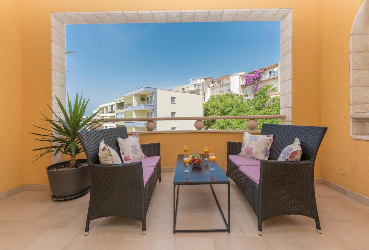 Apartments Villa Vujcic Makarska Ngoại thất bức ảnh