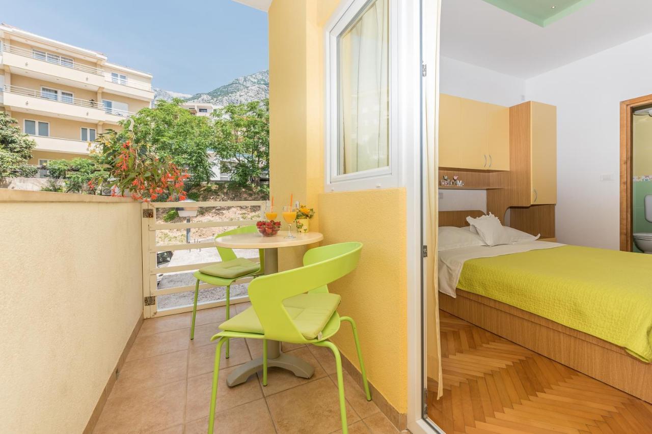 Apartments Villa Vujcic Makarska Ngoại thất bức ảnh