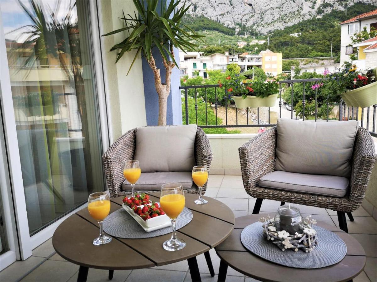 Apartments Villa Vujcic Makarska Ngoại thất bức ảnh